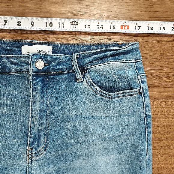 Vervet High-Rise Straight Jeans - Picture 10 of 12